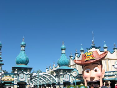 ディズニーシー「スタンバイパス」導入！パークの回り方が大きく変わる⁉