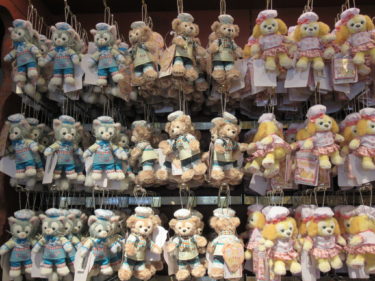 ディズニー休園中なのにアプリのショッピングサイトでグッズの完売が続出！？　その謎に迫る！！